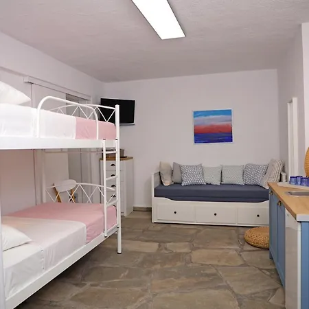The 4 Travellers Halkidiki Apartment