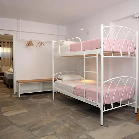 The 4 Travellers Halkidiki