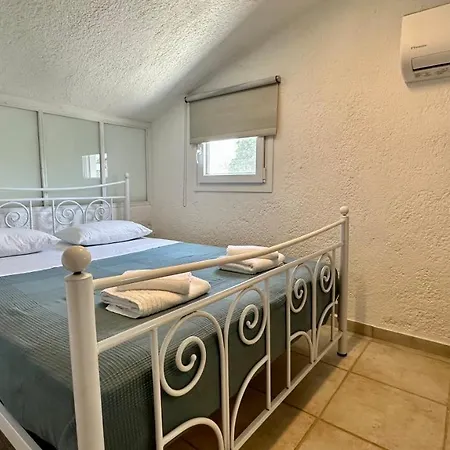 The 4 Travellers Halkidiki Apartment Siviri