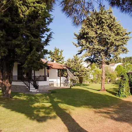 Апартамент The 4 Travellers Halkidiki *